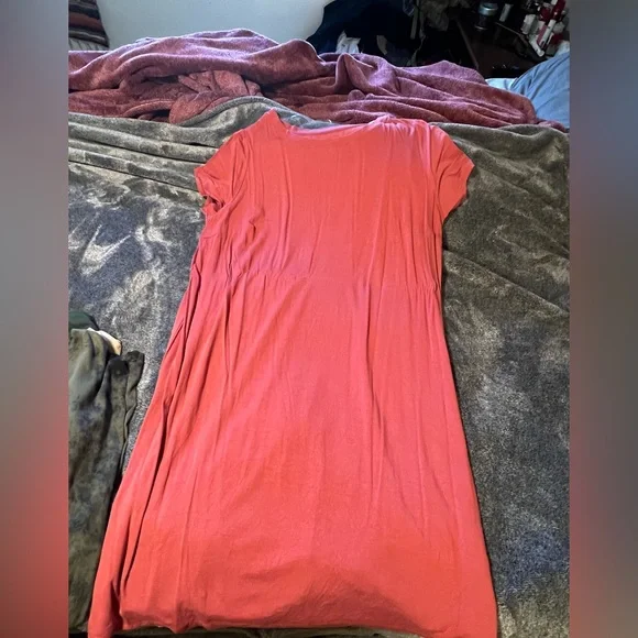 Spring Time Dress - Picture 2 of 2